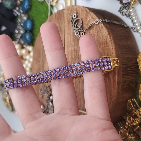 Swarovski Elegant Purple Crystal Bracelet  B3305 Missing One Stone - Picture 3 of 6